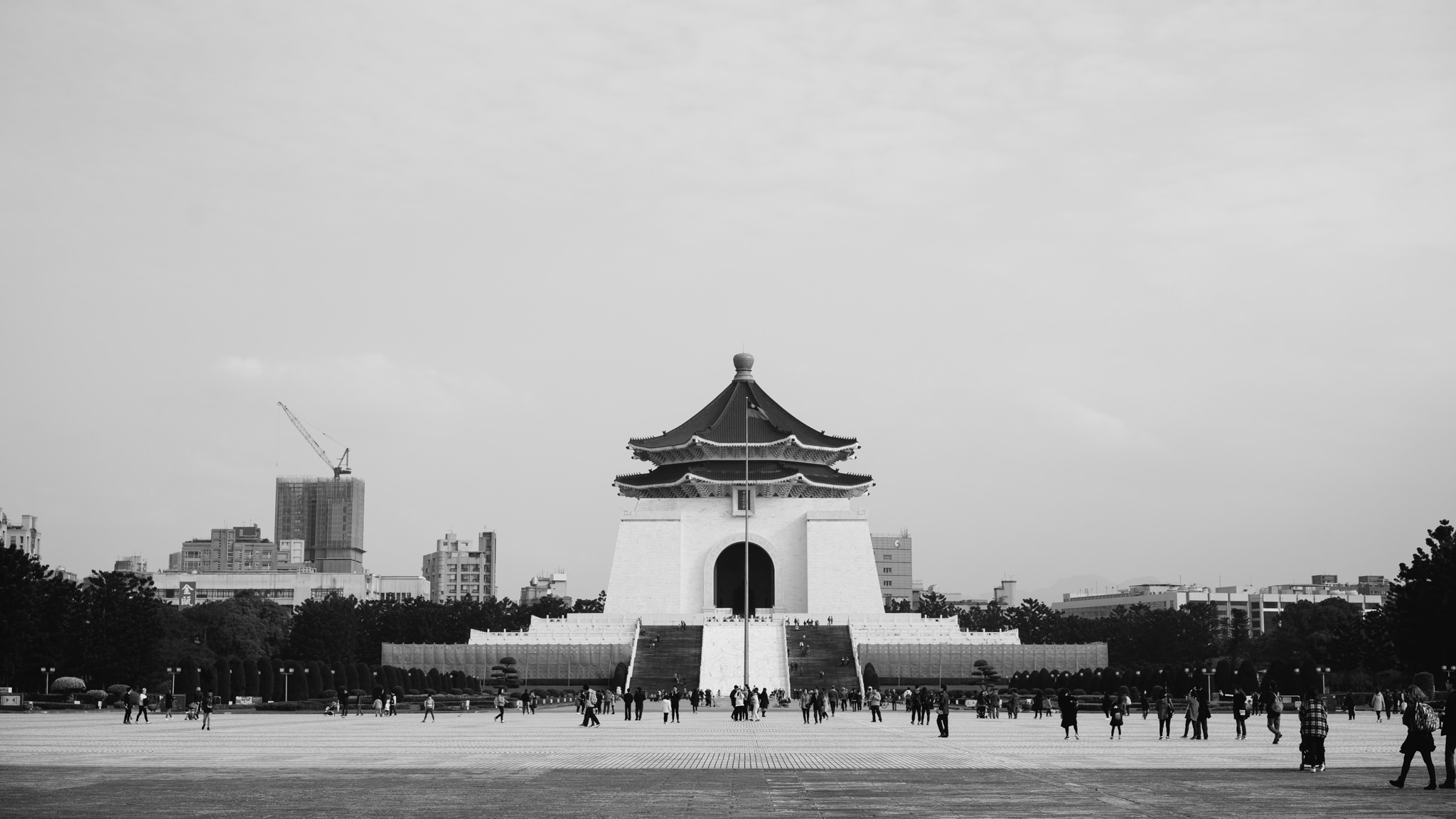 Chiang Kai-shek Memorial Hall, Taipei, in black and white.