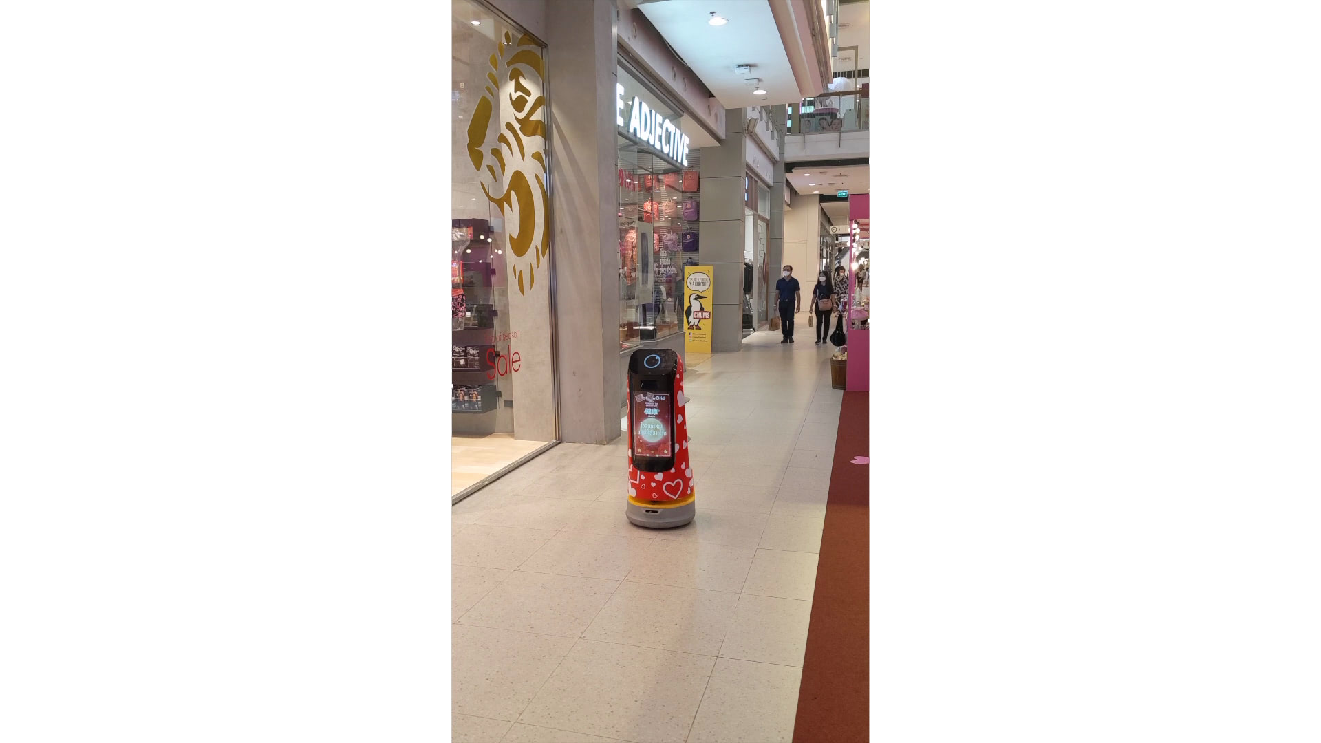 Autonomous robot in a Thailand shopping mall.