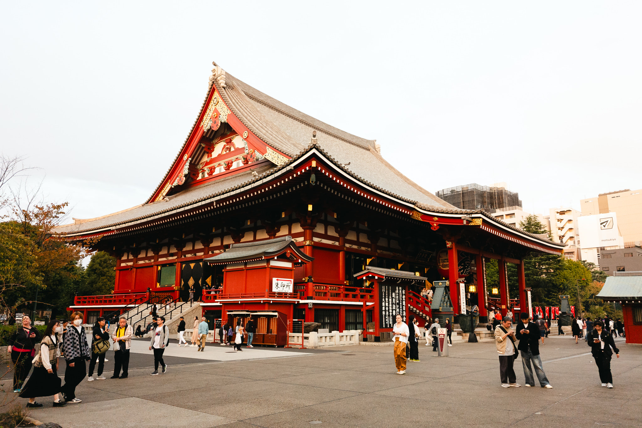 Tourists visiting Senso-ji Temple in Asakusa, Tokyo.